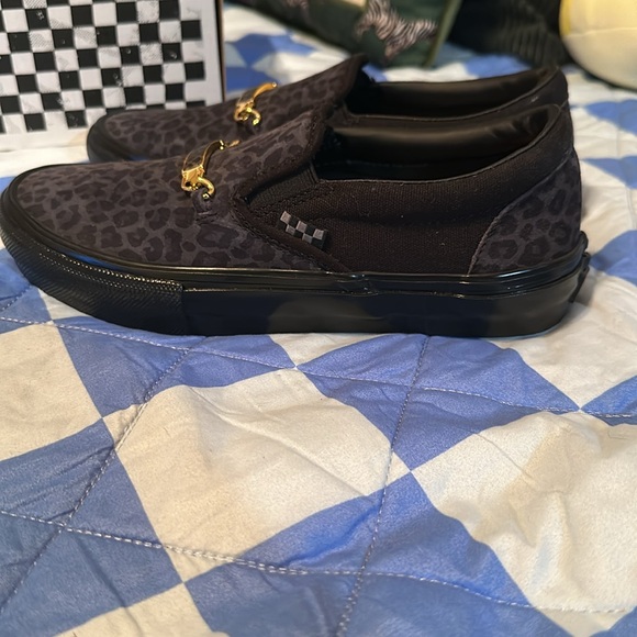 Cher Strauberry Cheetah Vans - Picture 6 of 9